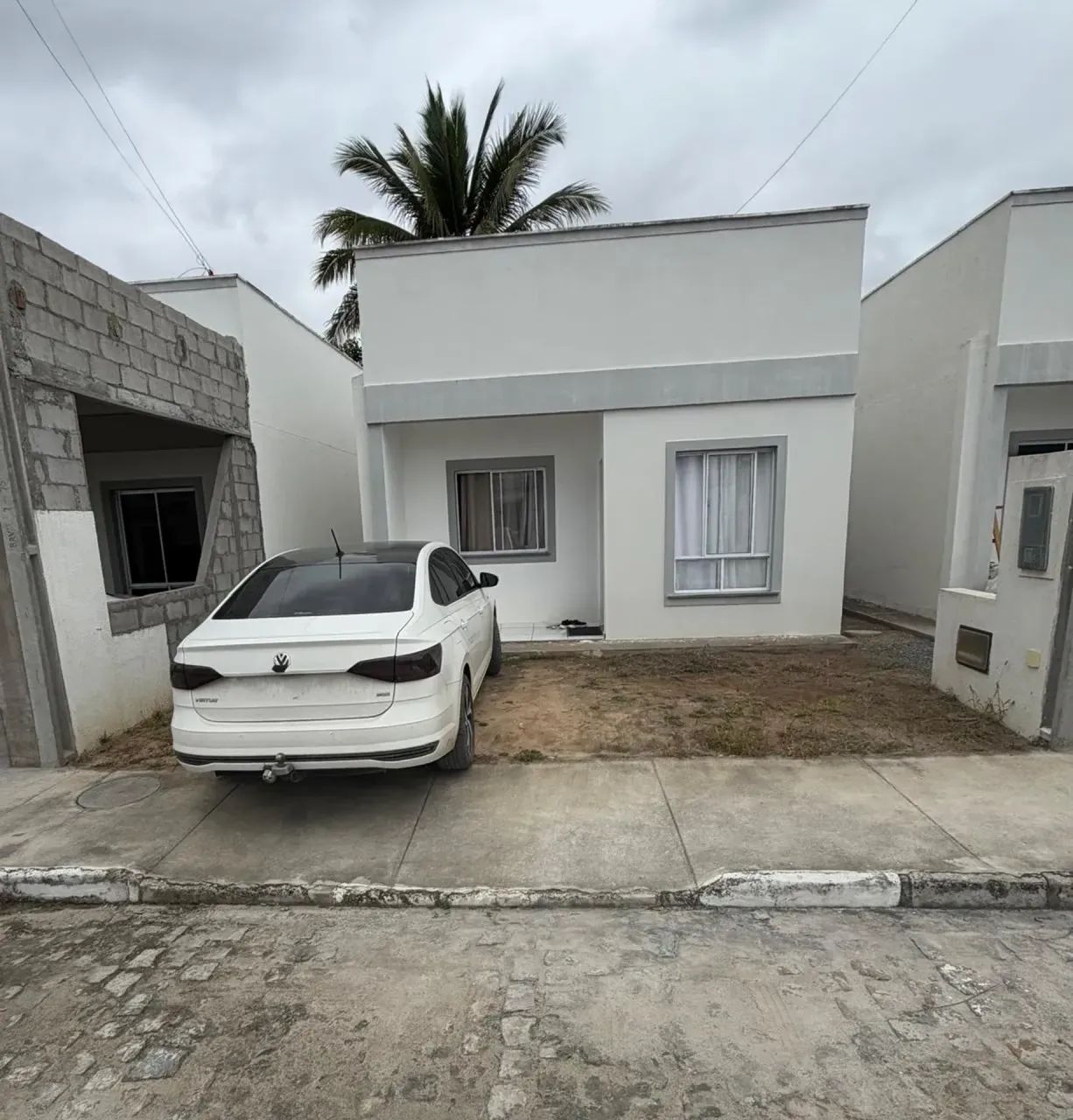 Contrato de gaveta: Casa 2/4 Reserva Pitombeiras; Atrás da UEFS; Parcela R$ 730,00