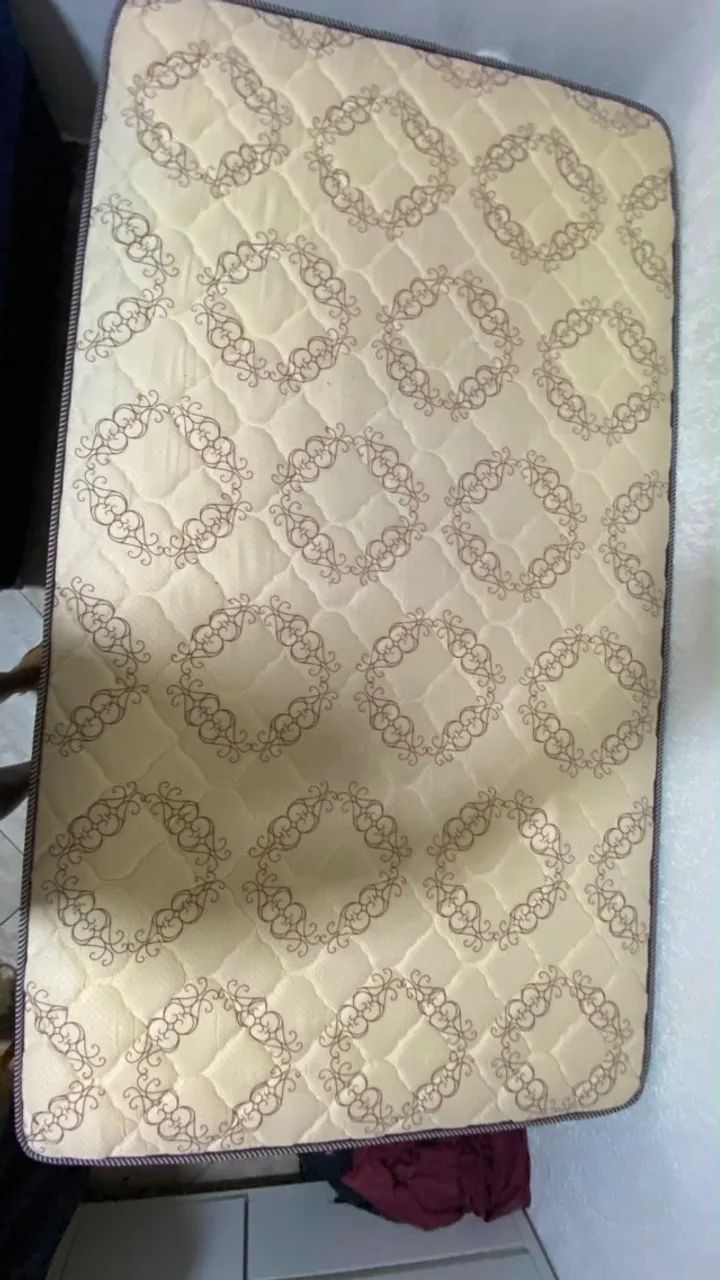 Cama estilo americano/solteirão