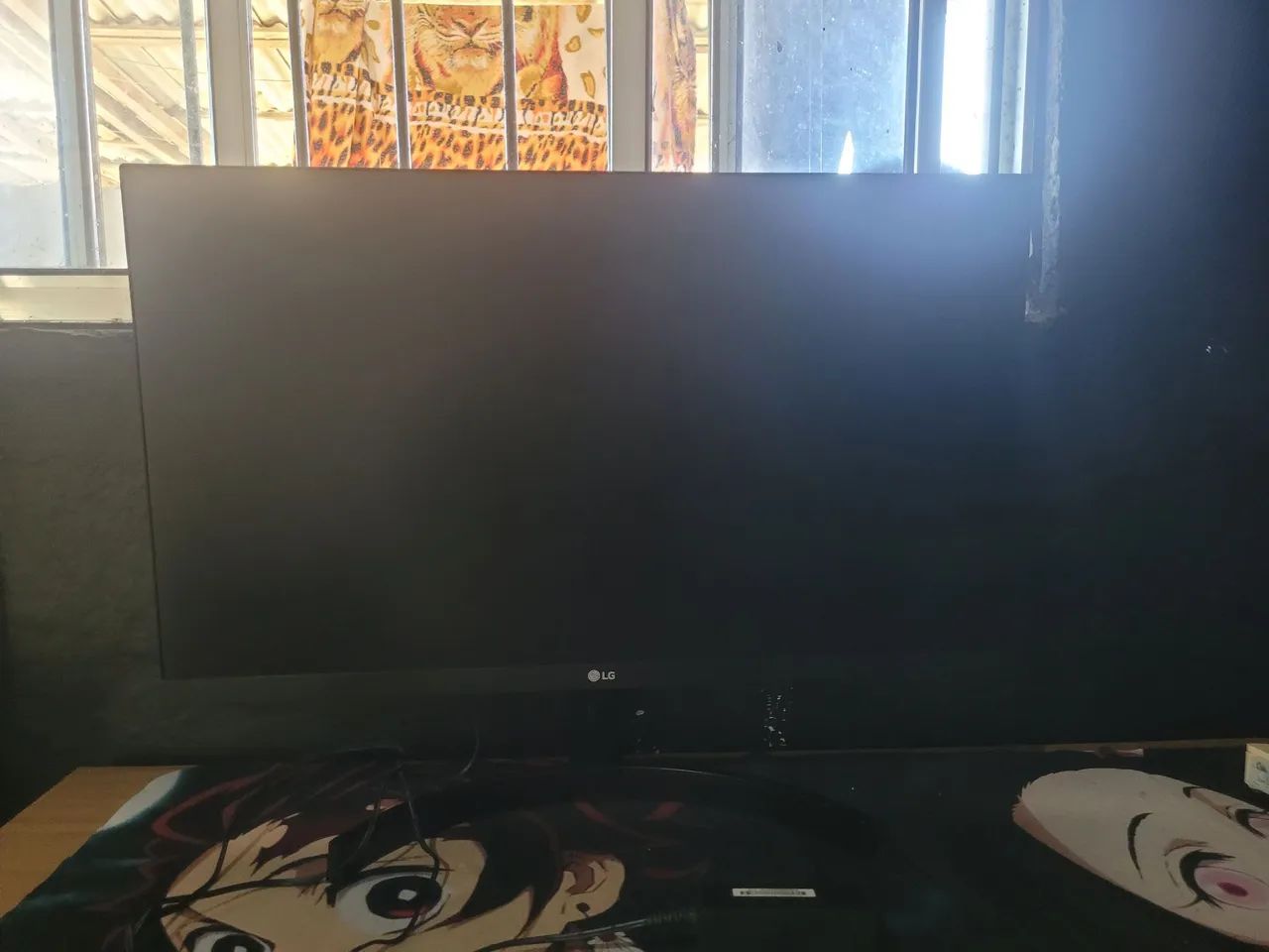 Monitor LG 24" ótimo estado ideal pra jogos  estudos e trabalho  - Foto 3