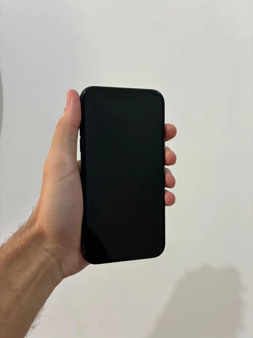 iPhone 11 64gb com carregador  - Foto 2