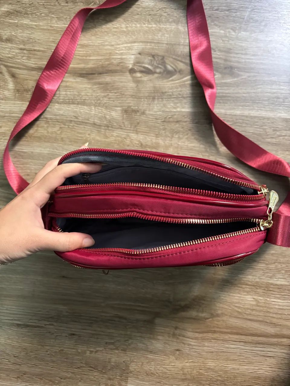 bolsa transversal vermelha 6 bolsos - Foto 4