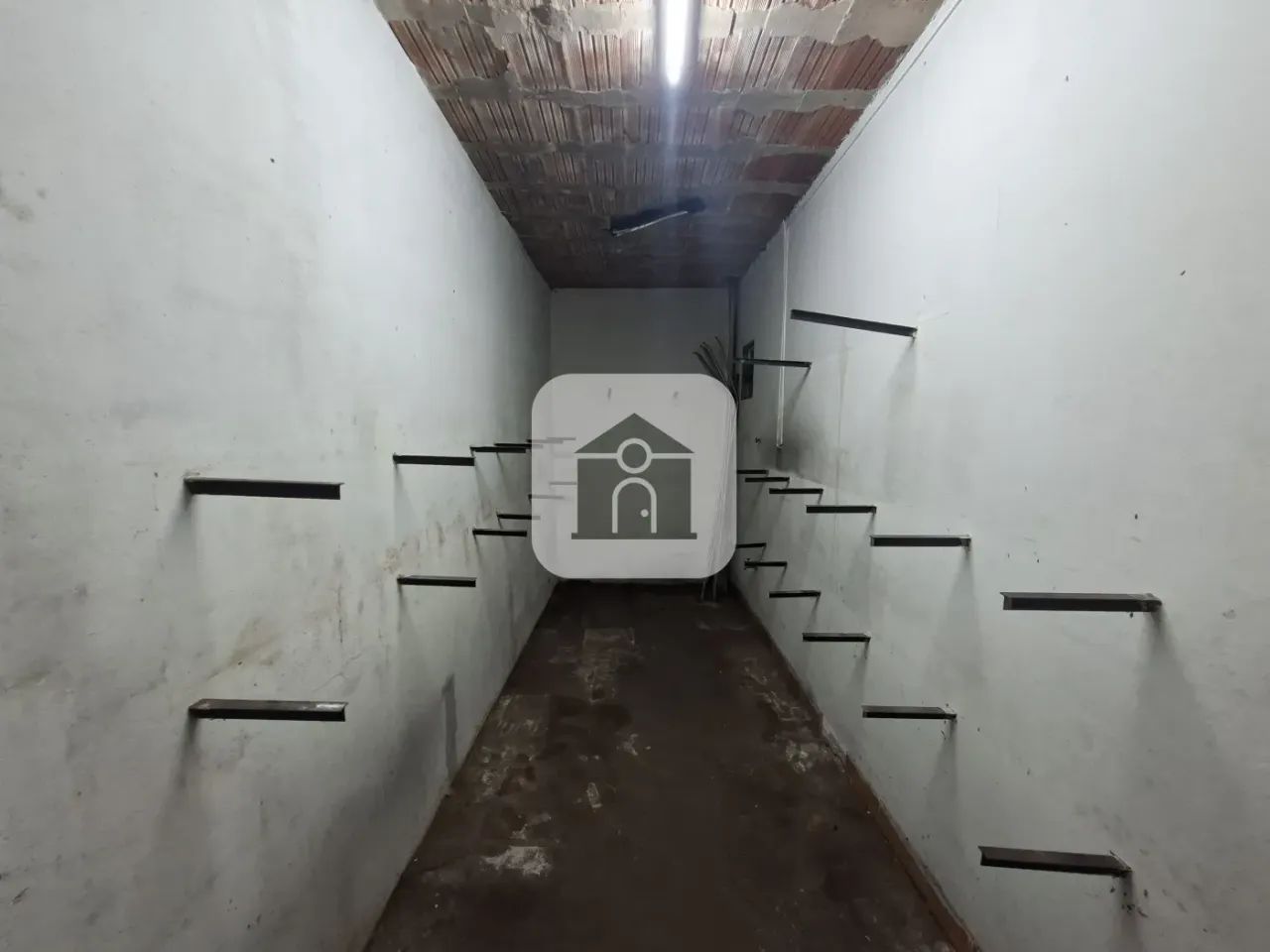 Cômodo Comercial para locação no bairro Brasil - Foto 5