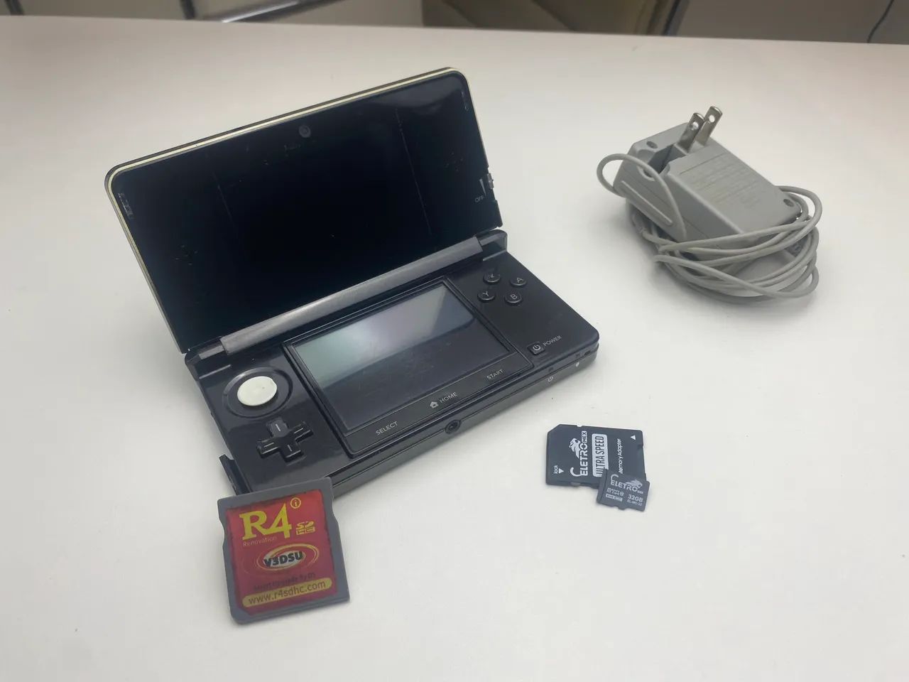 Nintendo 3ds OLD - Desbloqueado