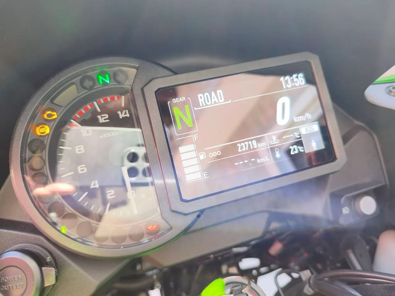 KAWASAKI VERSYS 1000 GRAND TOURER 21/21 - 23mil km - ÚNICO DONO - IMPECÁVEL  - Foto 12