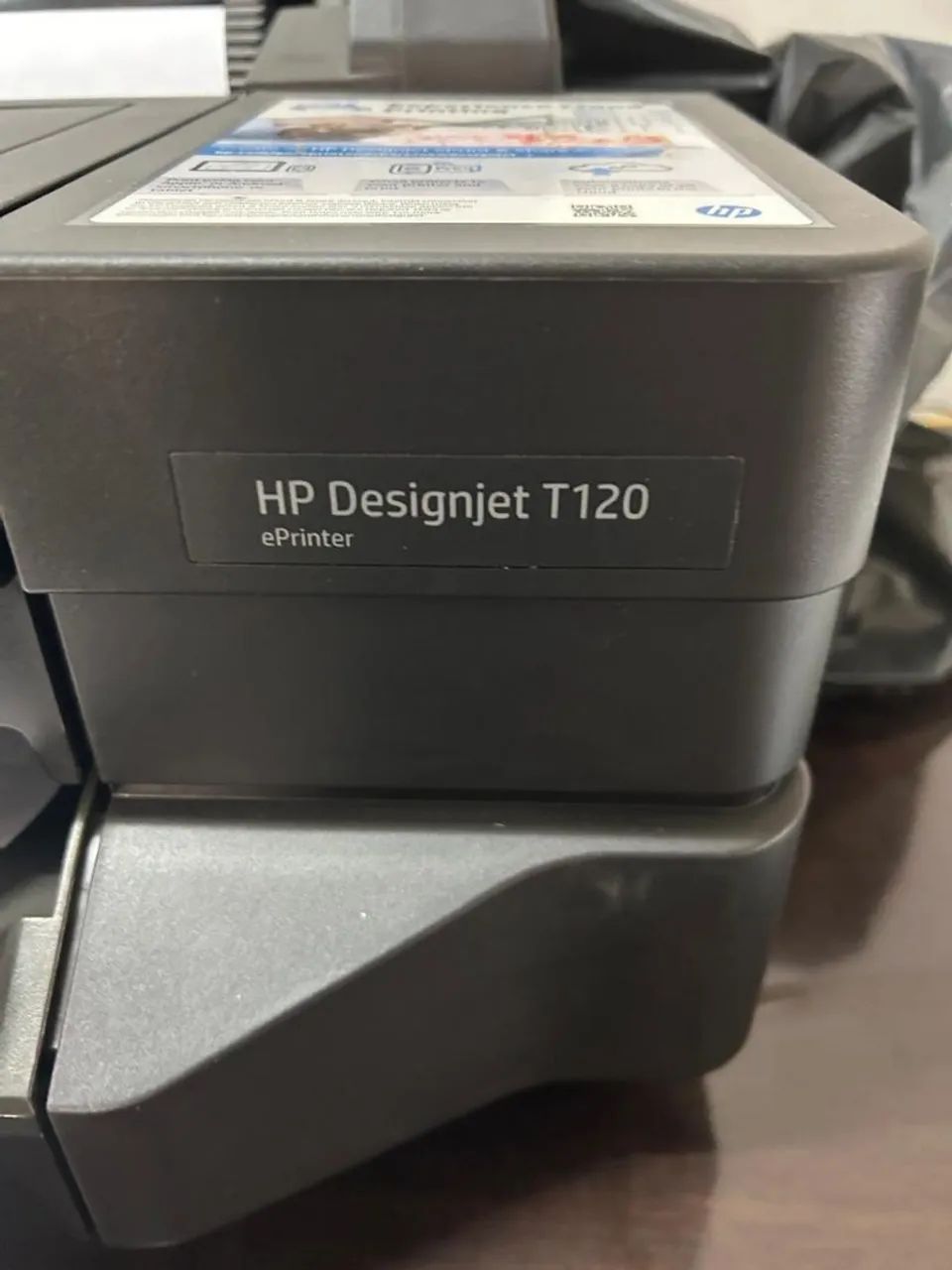 Plotter HP designjet T120 com vários tipos de papel  - Foto 3