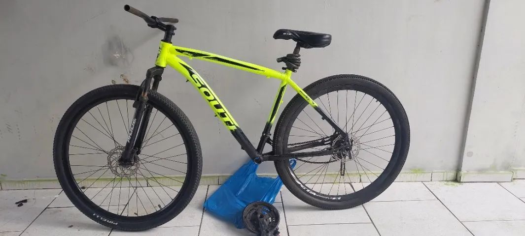 Bicicleta aro 29 caixa espanada