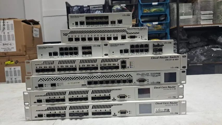 CCR MIKROTIK PROVEDORES E CORPORATIVAS ISP REDE ALTO TRÁFEGO PRO.POTENTES ALTA CAPACIDADE 