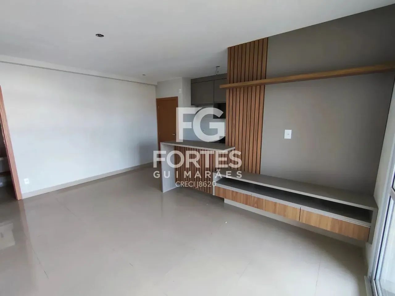 Apartamento Andar Alto Vista Livre ao lado do Ribeirão Shopping, colégio Liceu, com 02 dor - Foto 6