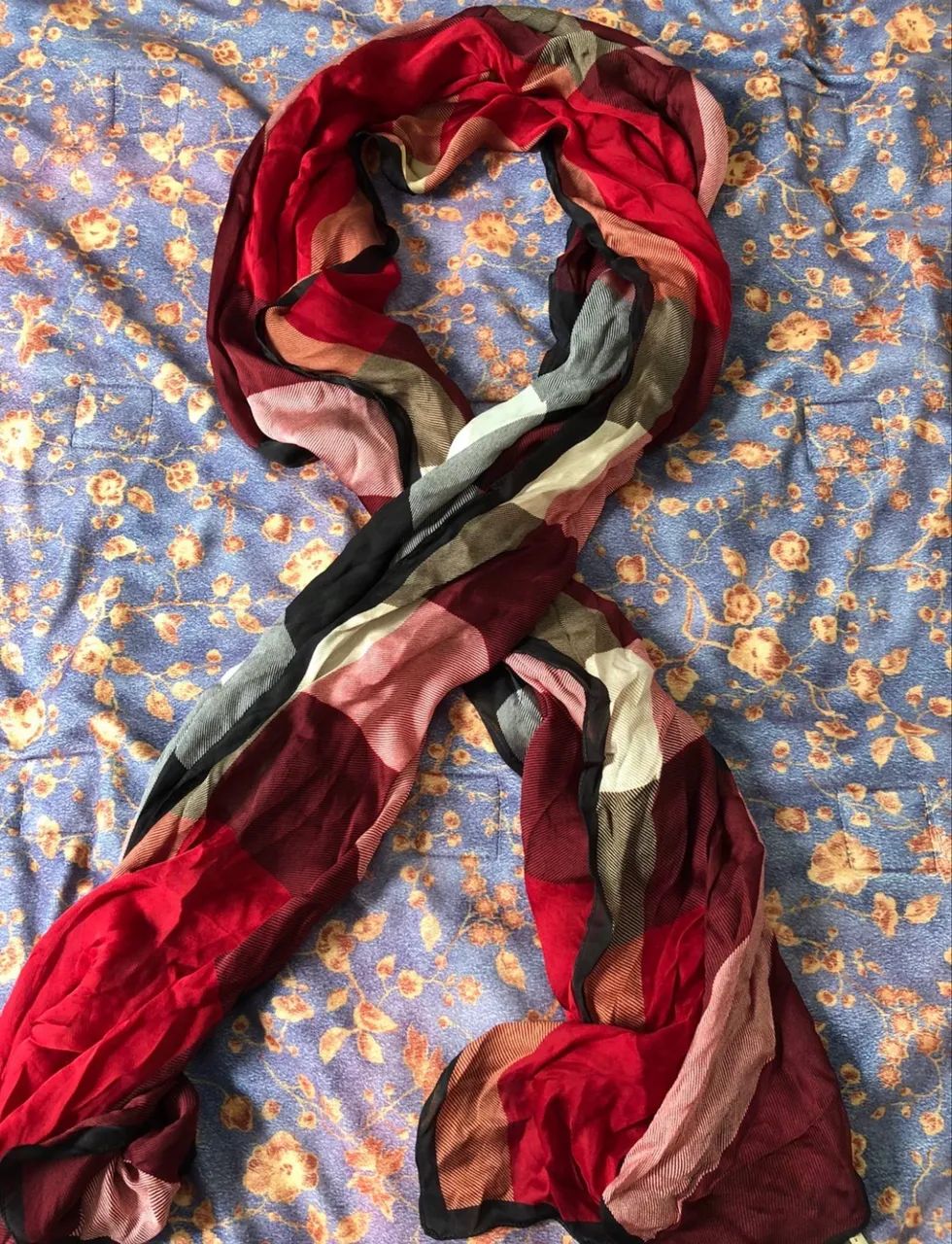 Lenço Burberry 