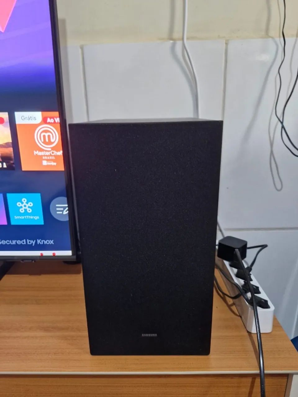 TV Samsung 50 polegadas QLED 4K de 2024 + Soundbar HW-B550 - Foto 2