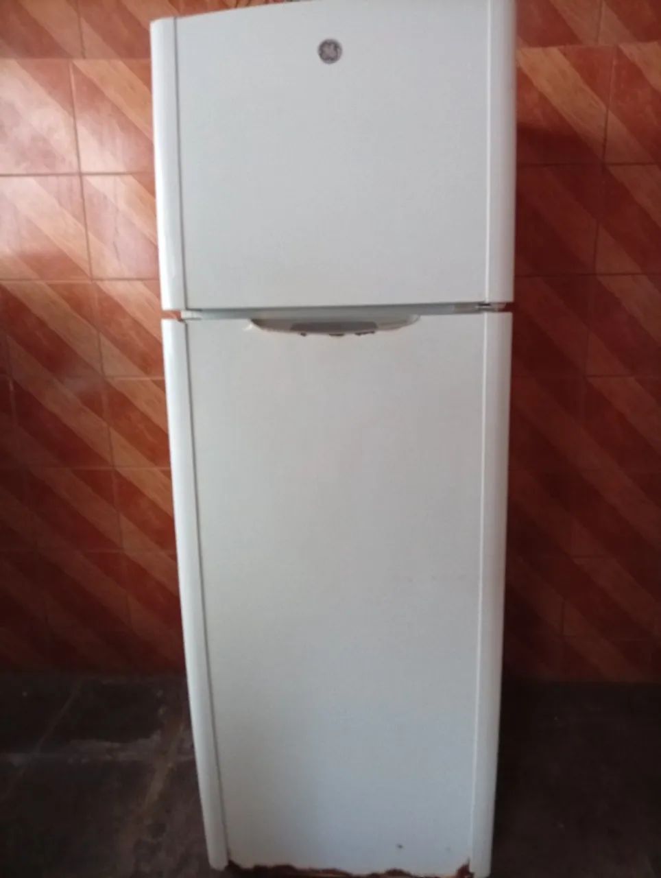 Geladeira GE Branca