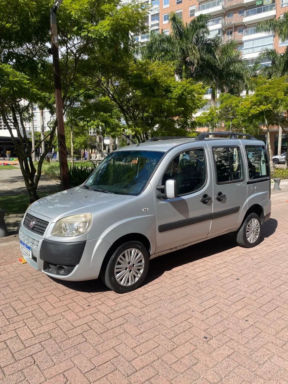Fiat Doblo Essence 1.8 Flex 16V 5P 2016 - Foto 3