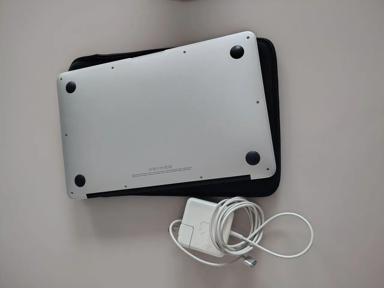 MacBook Air mid/ Ano 2012 - Foto 2