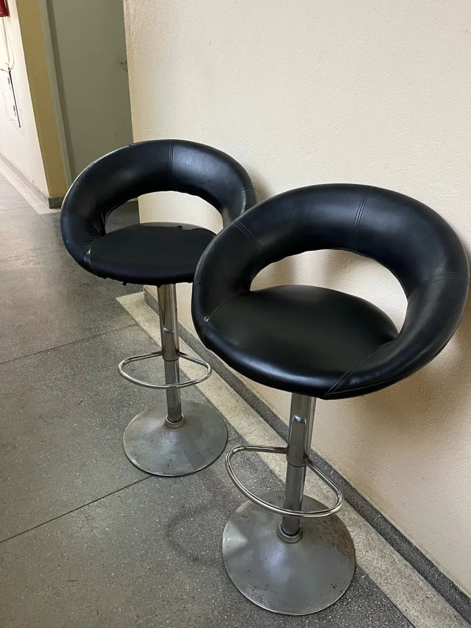 Banquetas giratórias 
