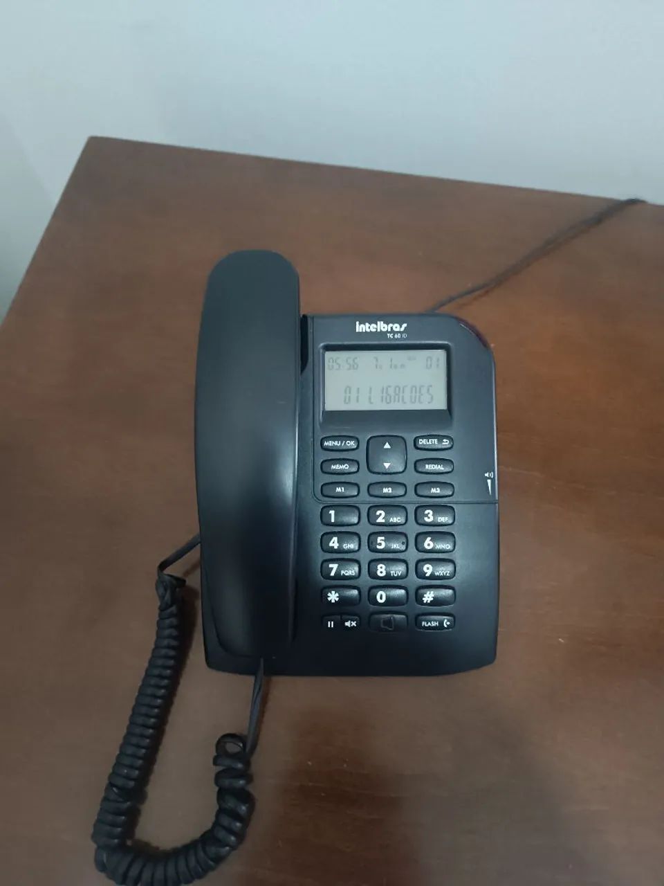 Telefone Intelbras com Identificador de Chamadas e Viva - Voz
