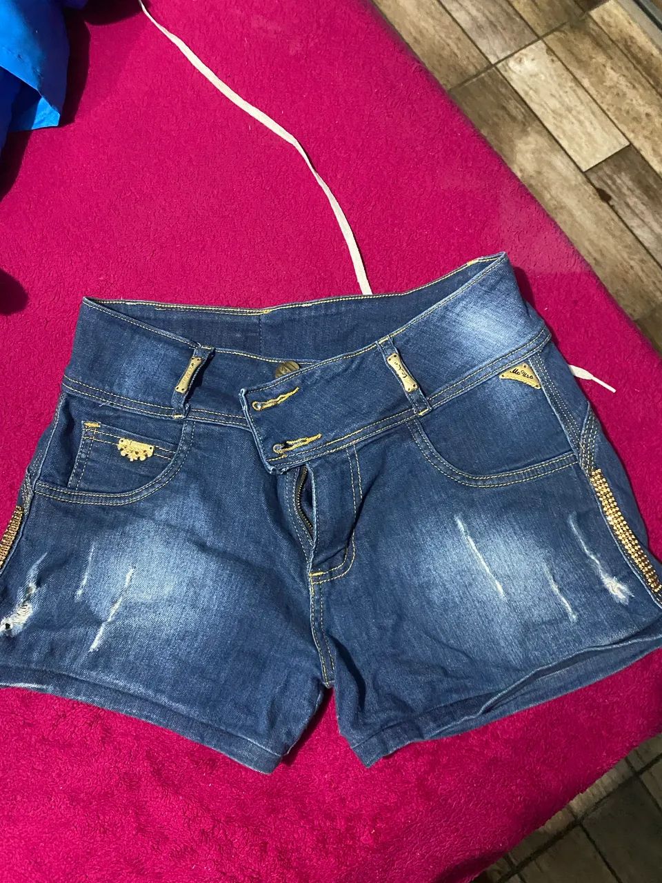 Roupas lindas e bom estado  - Foto 4