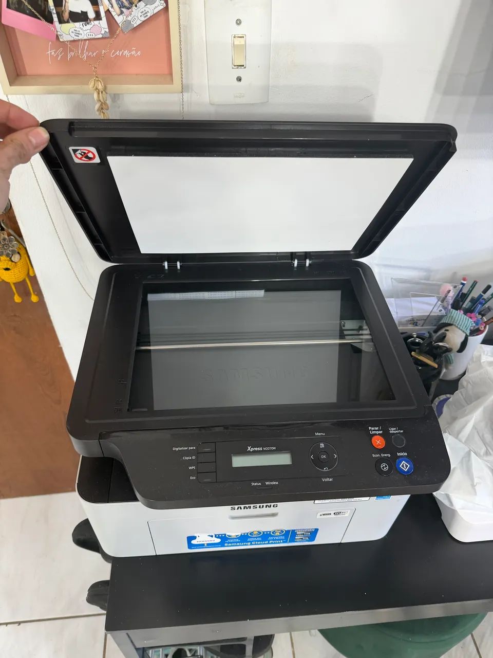 Impressora Samsung Xpress M2070W Laser Multifuncional Wi-Fi - Foto 3