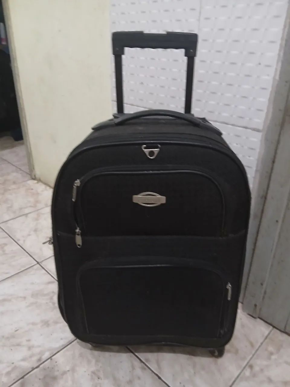 Mala de 10 kilos a bordo - Foto 3