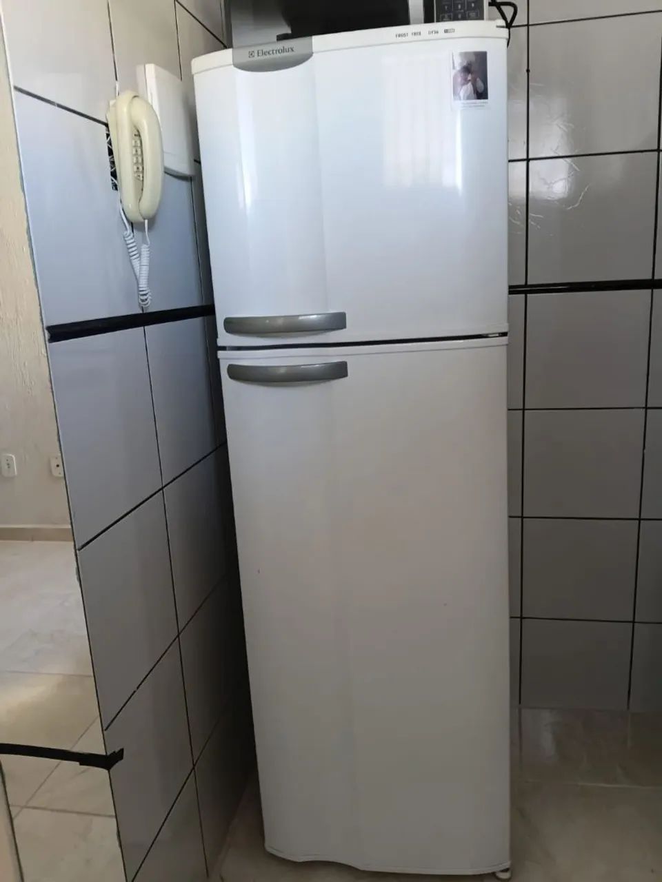 Vendo Geladeira Usada - Eletrolux 