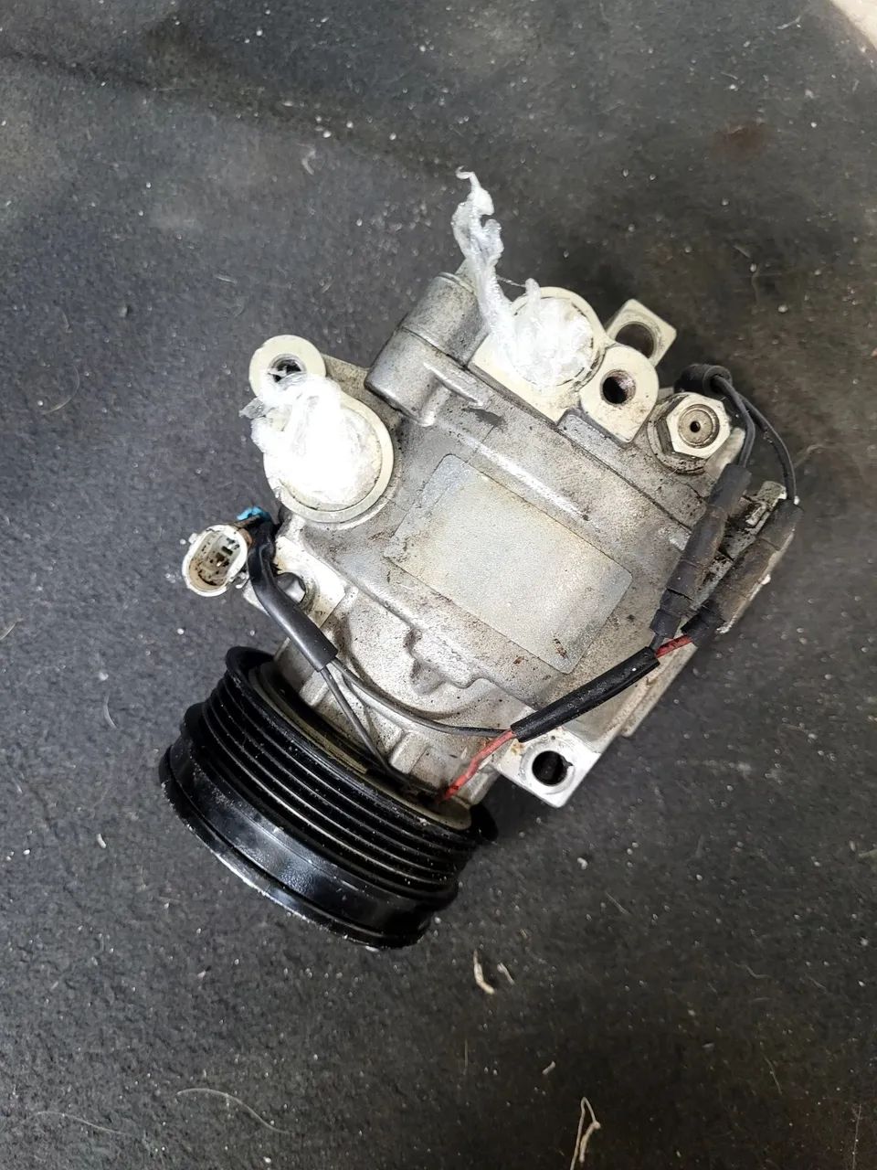 Compressor ar cond GM tracker 17 a 20 - Foto 2