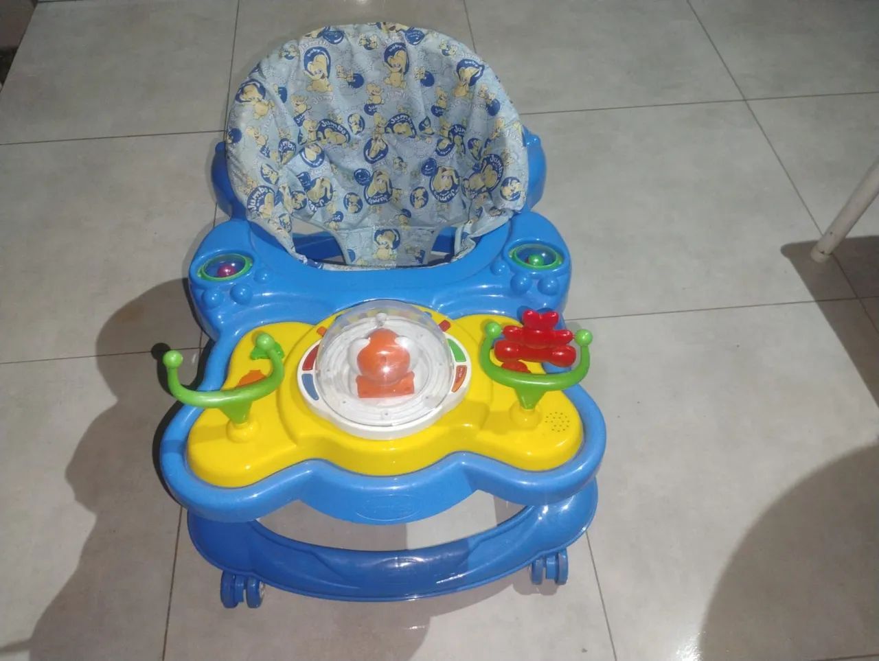 Andador de bebê 
