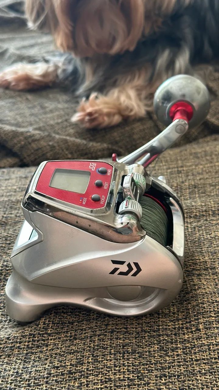Carretilha Elétrica Daiwa Seaborg 200J (Manivela Direita) - Linha