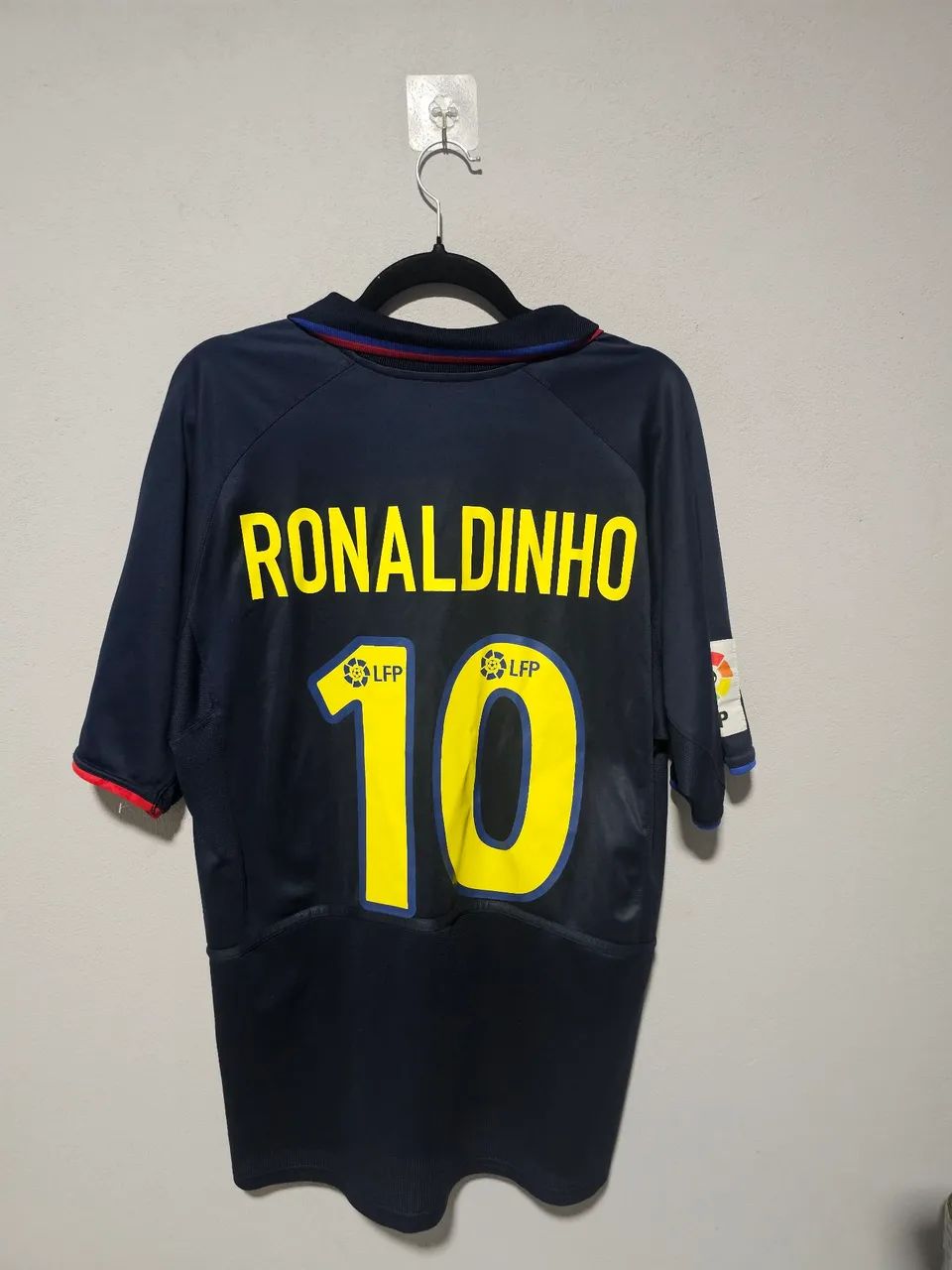 Camisa Barcelona 2003 Ronaldinho original de época  - Foto 2