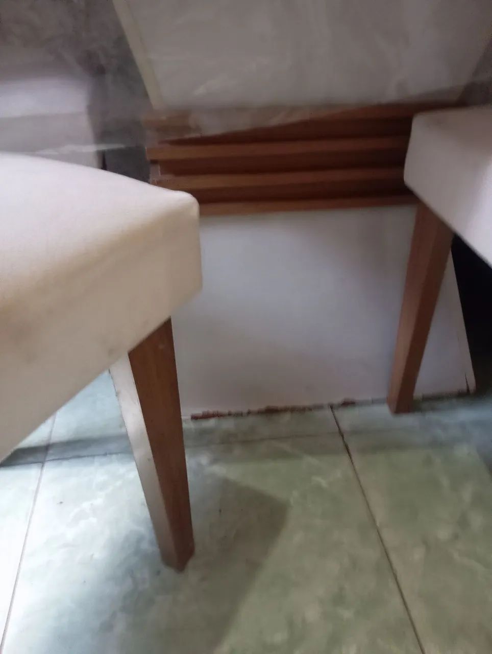 Mesa com quatro cadeiras usada retirada na zona Norte - Foto 4