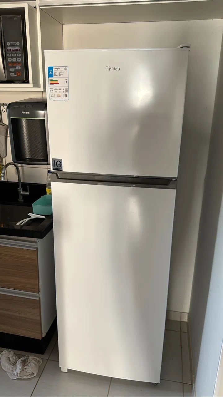 Geladeira Midea 294L