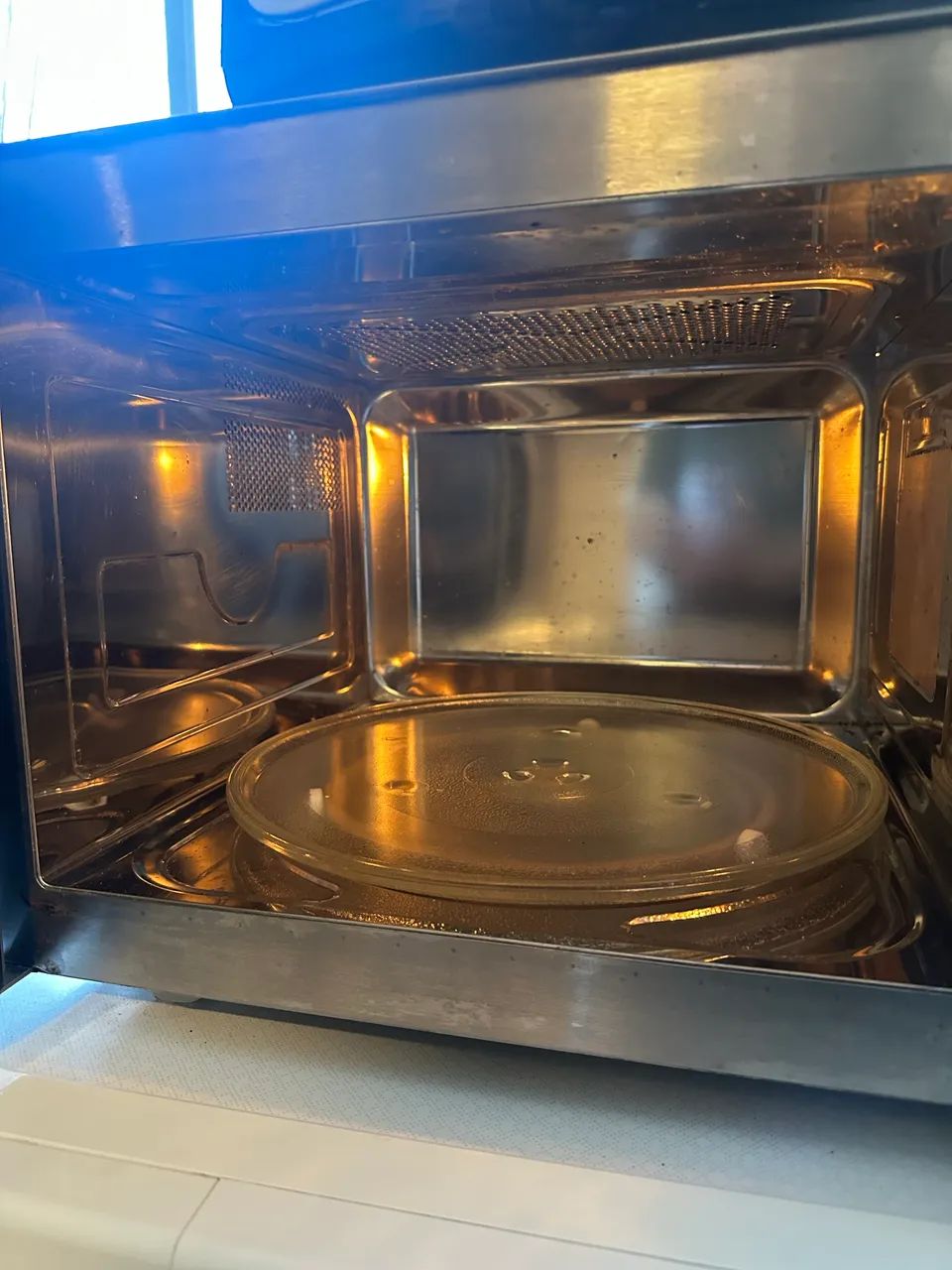 Microondas Panasonic - 30L inox - Foto 2