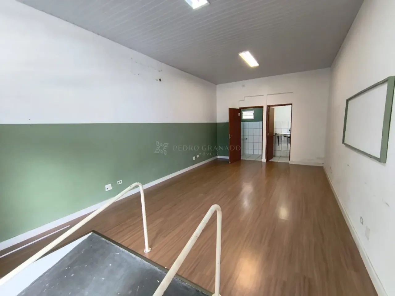 Sala Comercial - Zona 04 - Foto 2