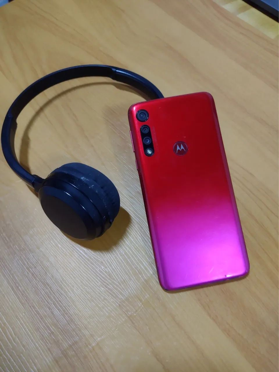 Moto g8 play