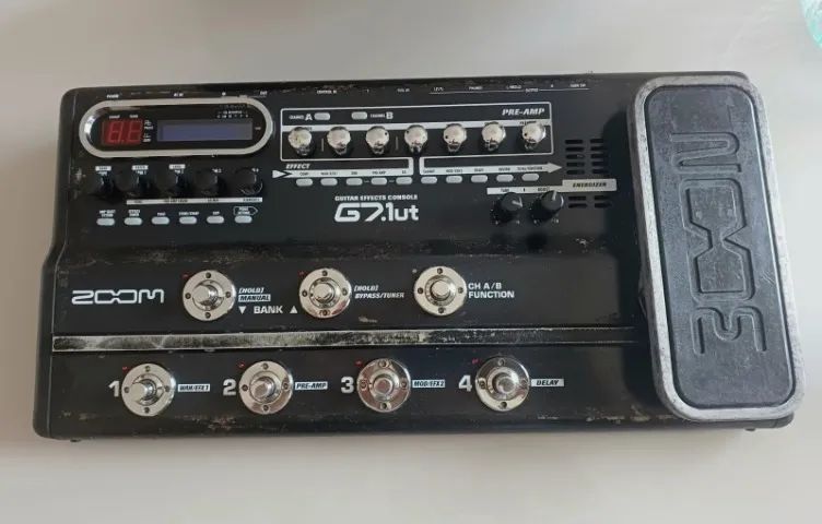 Pedaleira Zoom G7.1ut 