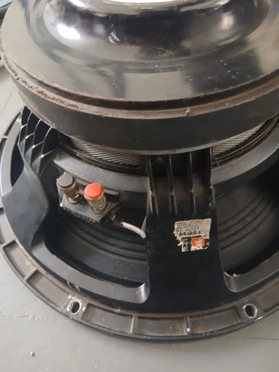 Grave de 15" - Tornado JBL 2.200 (1.100rms) - Foto 2