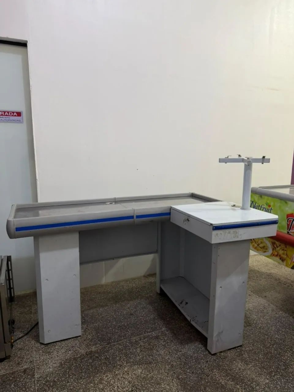 Balcão caixa para mercado  - Foto 2