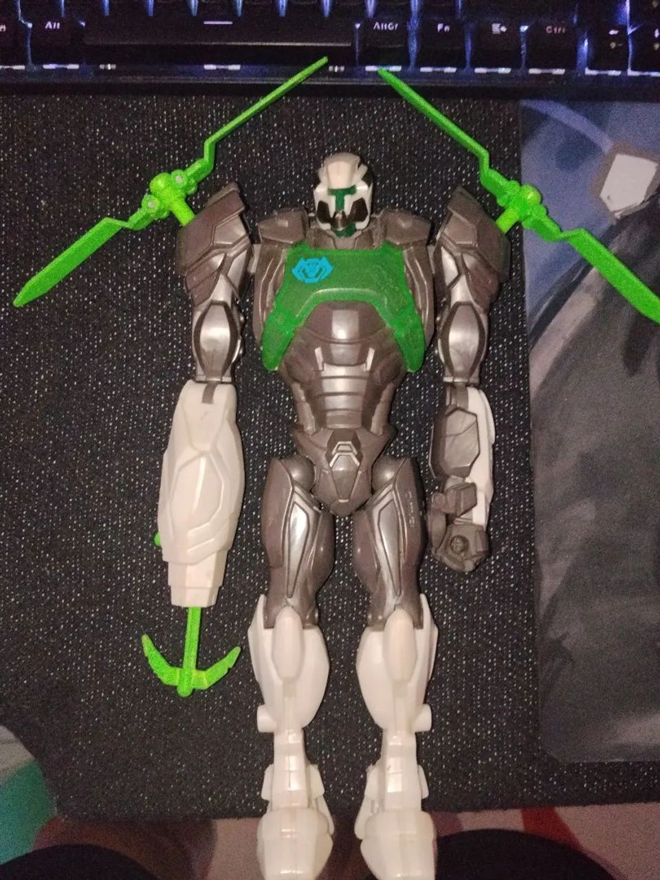 Bonecos Max steel - Foto 2