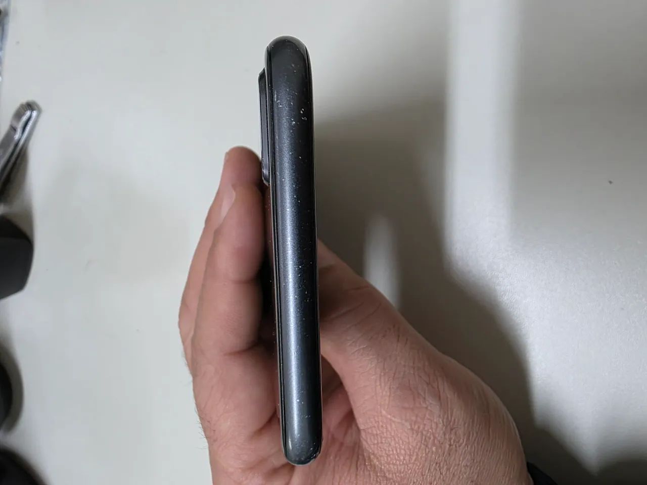 Vendo iphone 8 plus com carregador original. - Foto 4