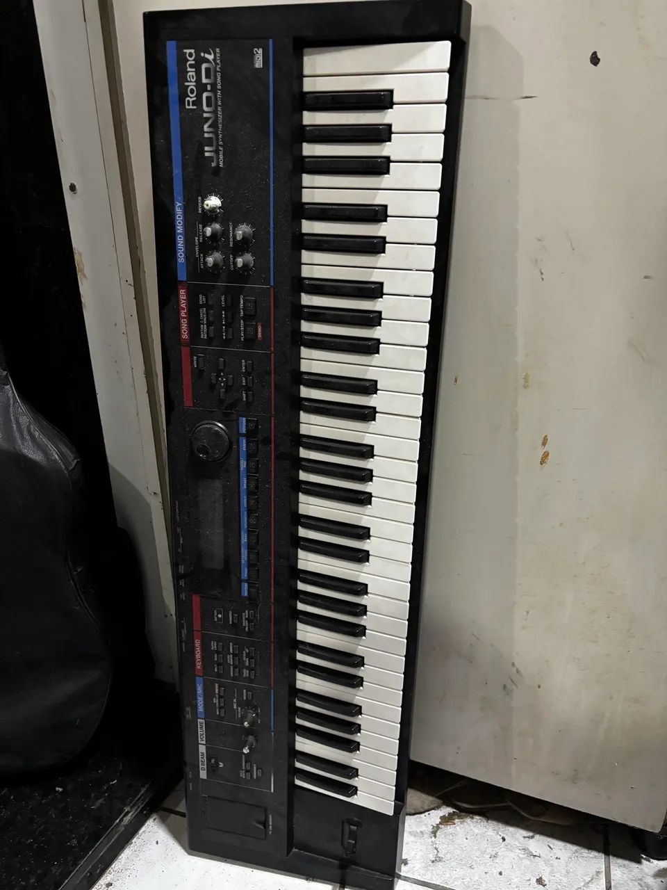 Teclado Roland Juno DI