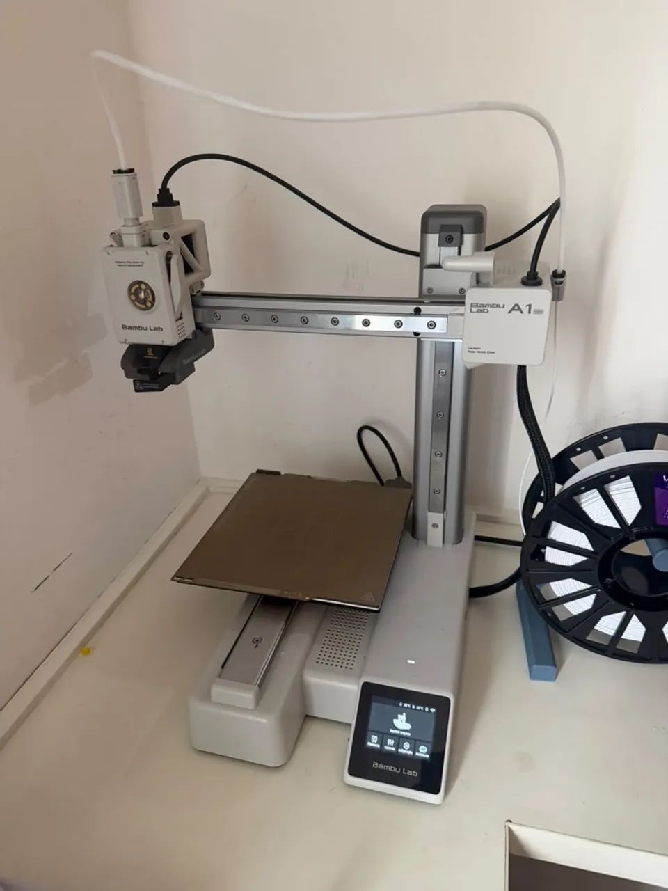 Impressora 3d Bambu Lab A1 Mini, excelente estado!