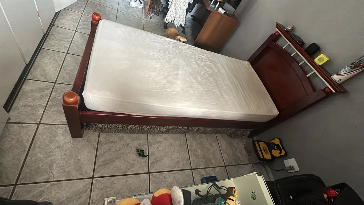 Vendo cama de Solteiro - Foto 4