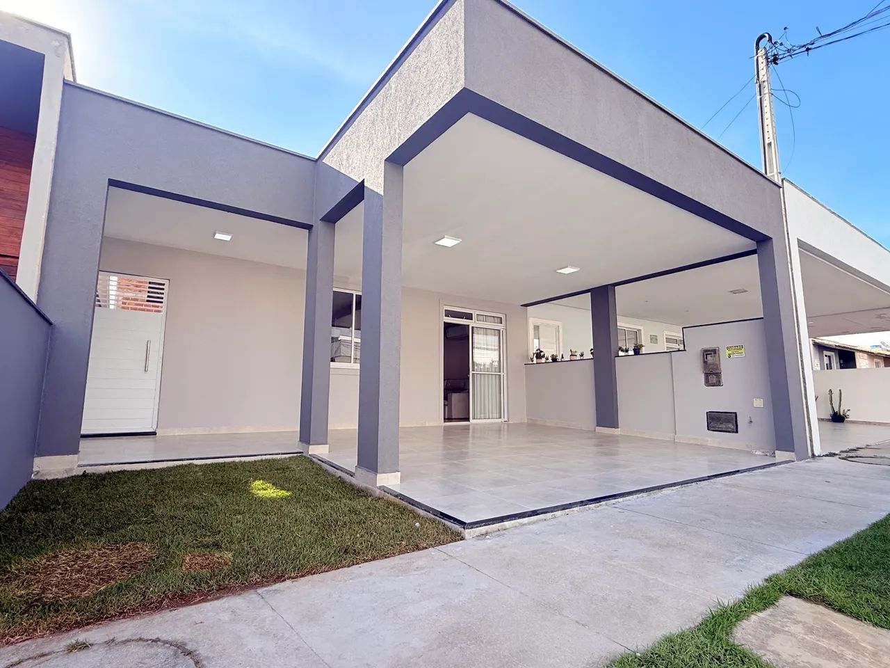 Casa 3/4 com suíte mobiliada