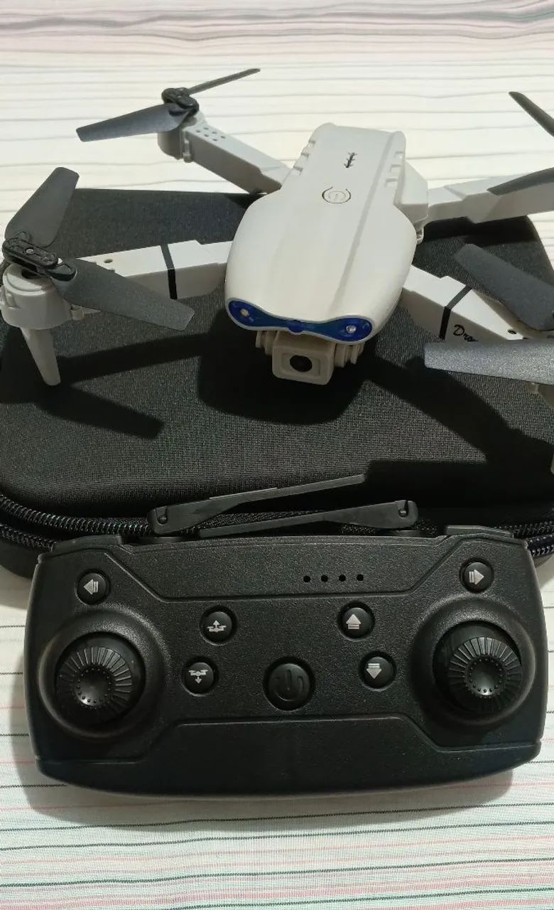 Drone E99 uso Recreativo com uma bateria - Foto 2