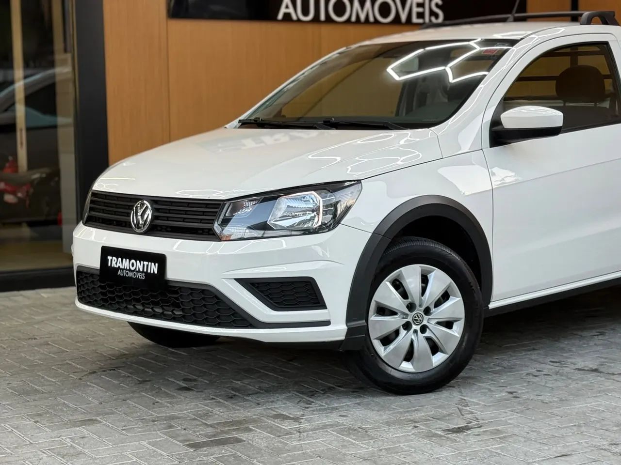 Volkswagen Saveiro Robust 1.6 Total Flex 8V 2023 - Foto 2
