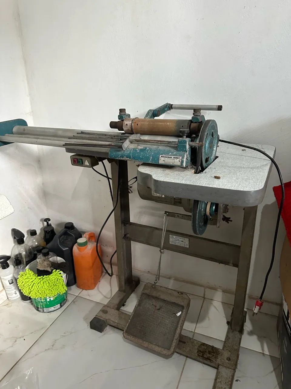 Vendo máquina Refiladeira 800$ - Foto 4