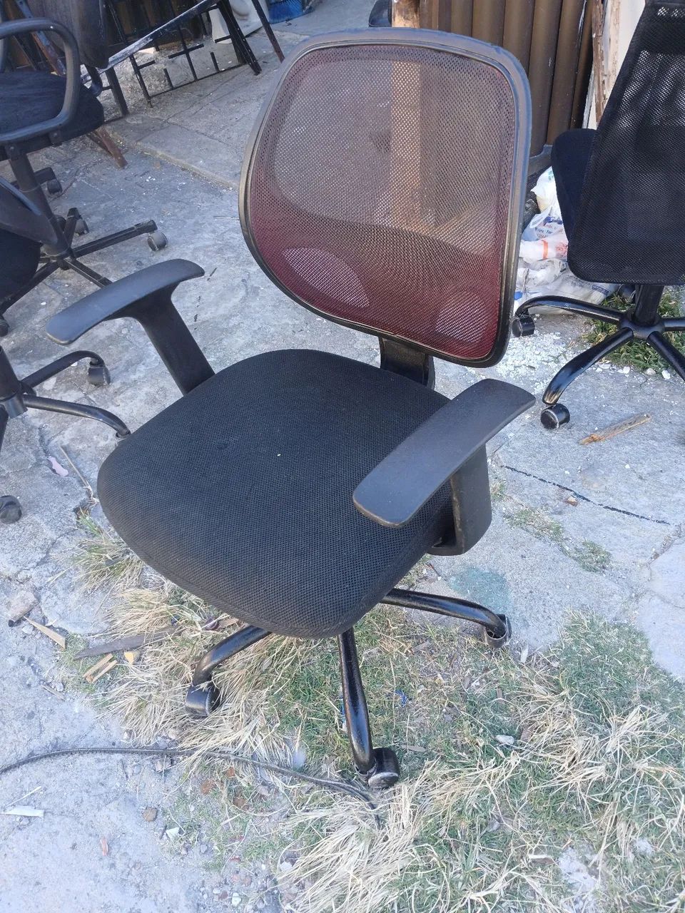 Cadeira escritorio perfeita - Foto 4