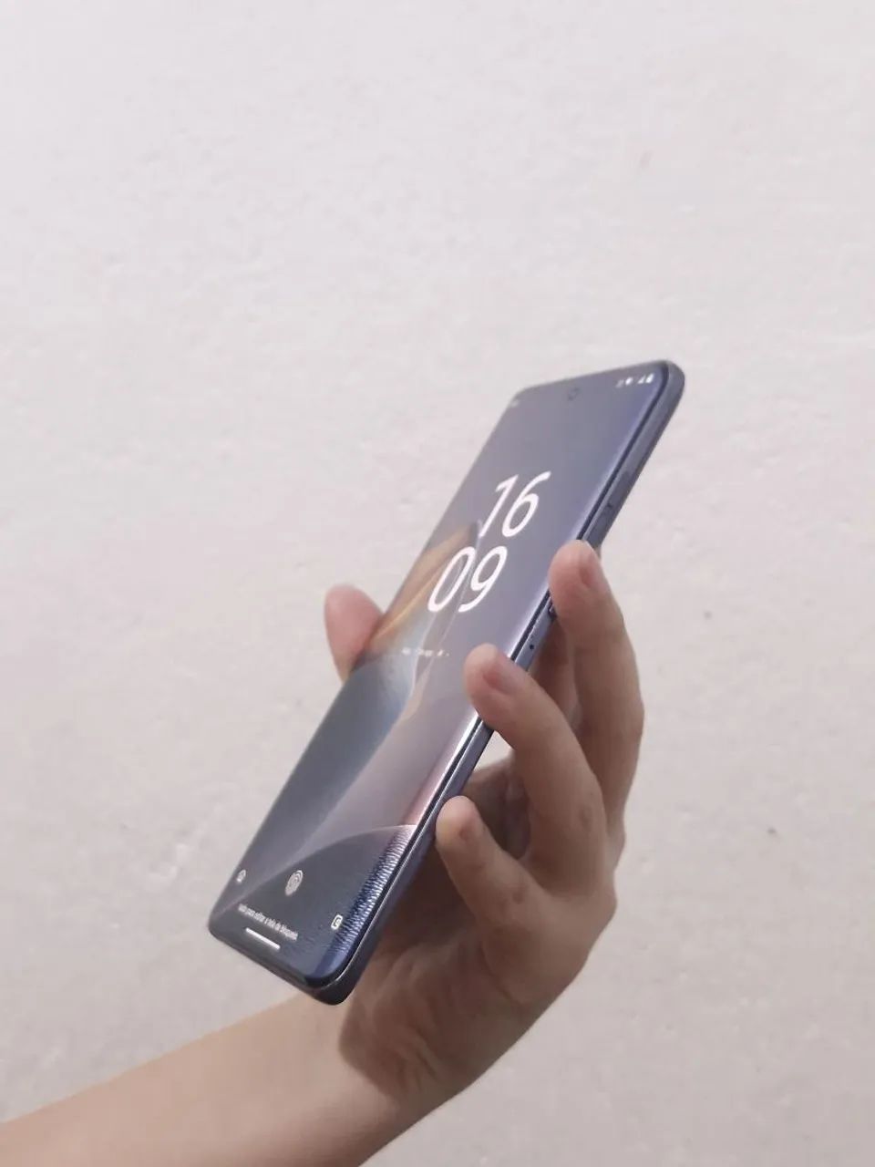 EDGE 60 FUSION 256GB E 8GB DE RAM  - Foto 5