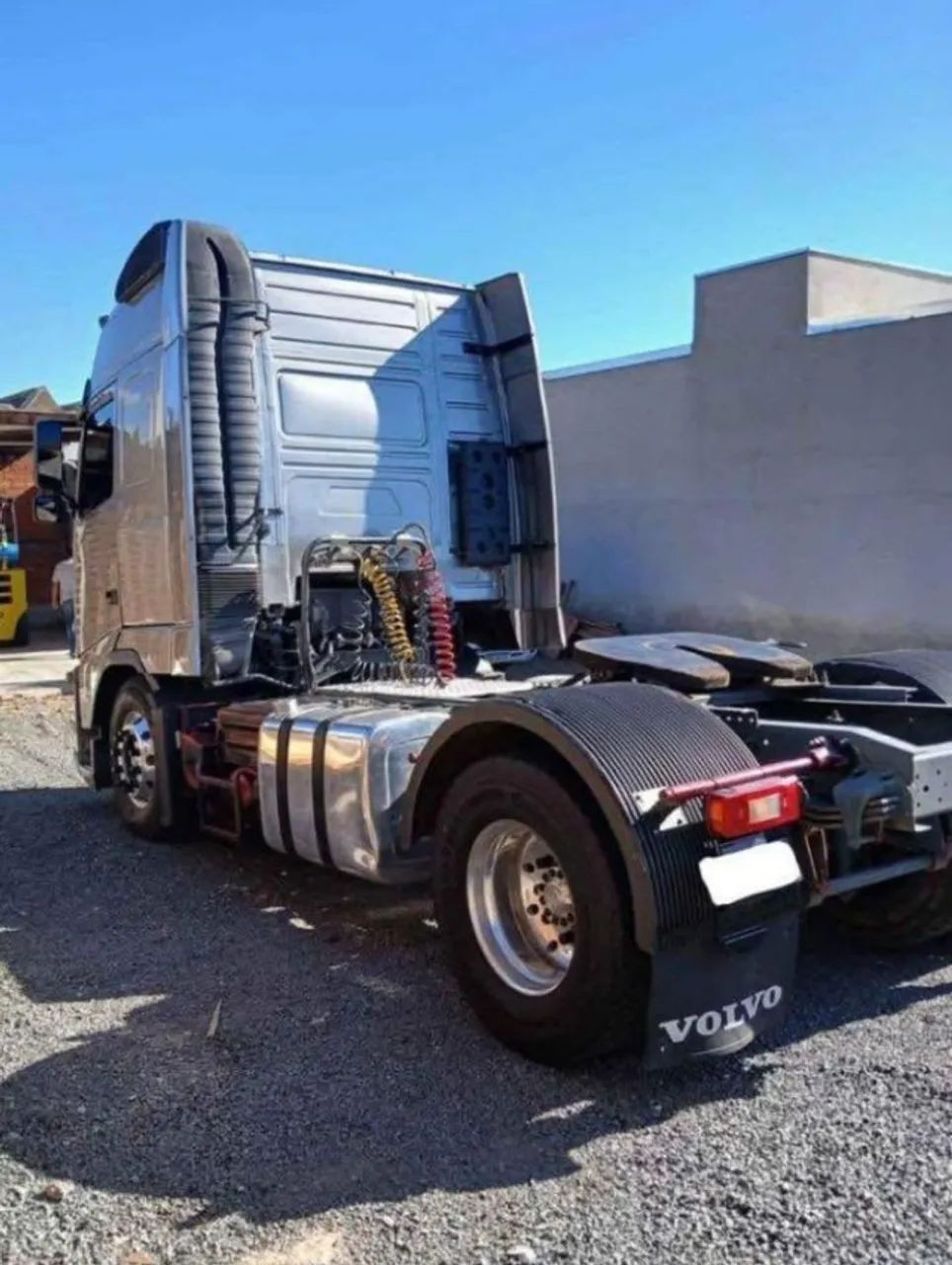 Volvo fh 440 4x2 ano 2011 - Foto 5