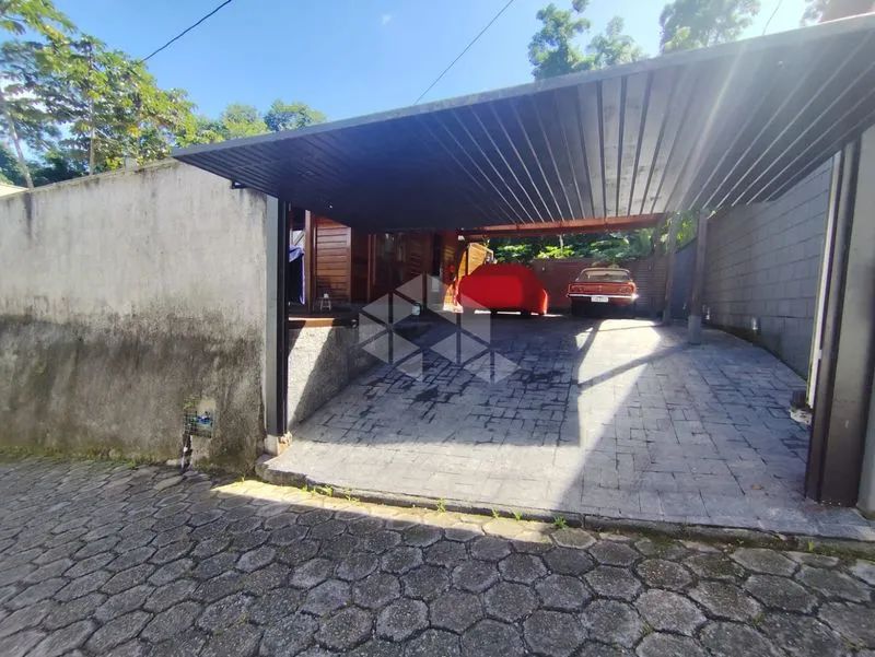 Casa para alugar com 3 quartos e 80m² no bairro Itacorubi