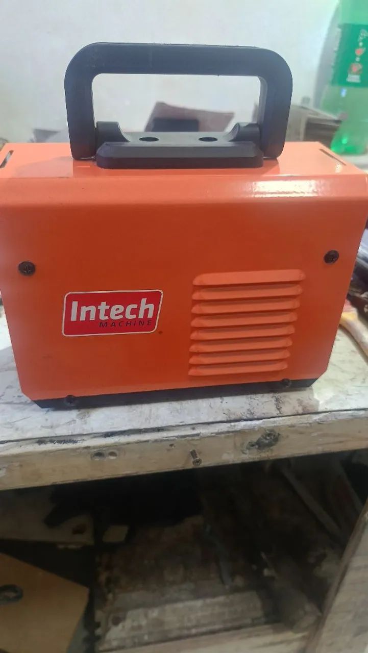Máquina de solda eletrodo 