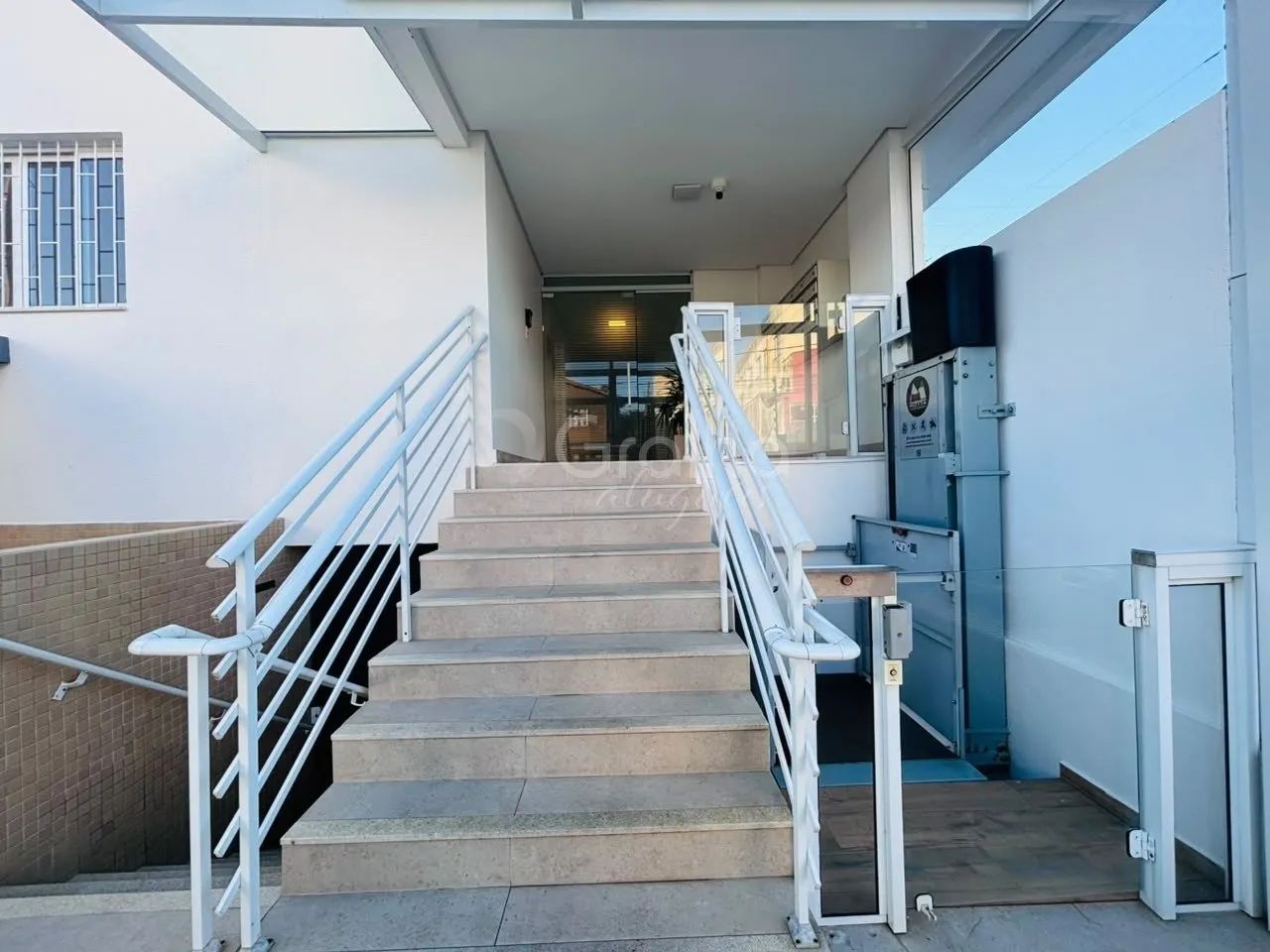 2 quartos, sendo uma suíte e uma vaga em São José - Foto 2
